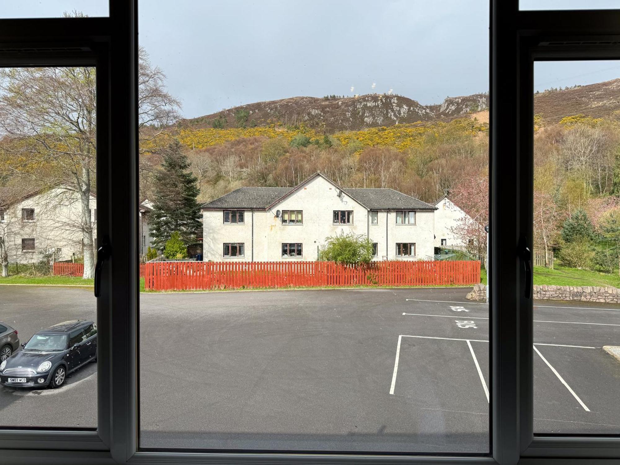 The Royal Hotel Ullapool Room photo